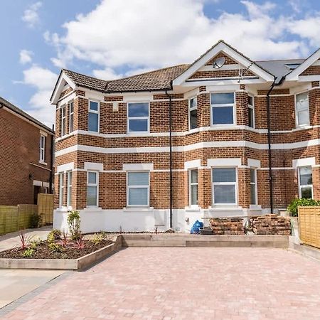 Park Lake View Poole Exterior foto