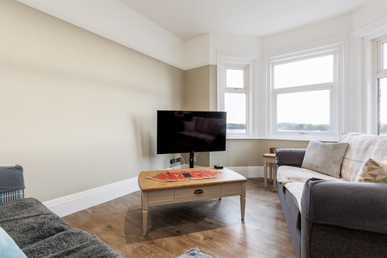 Park Lake View Poole Exterior foto